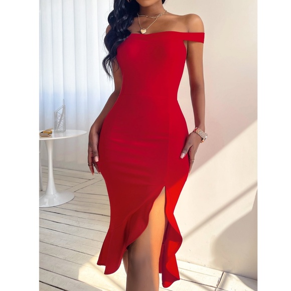 Off Shoulder Red Ruffle Detail Mermaid Dress - Picture 5 of 7